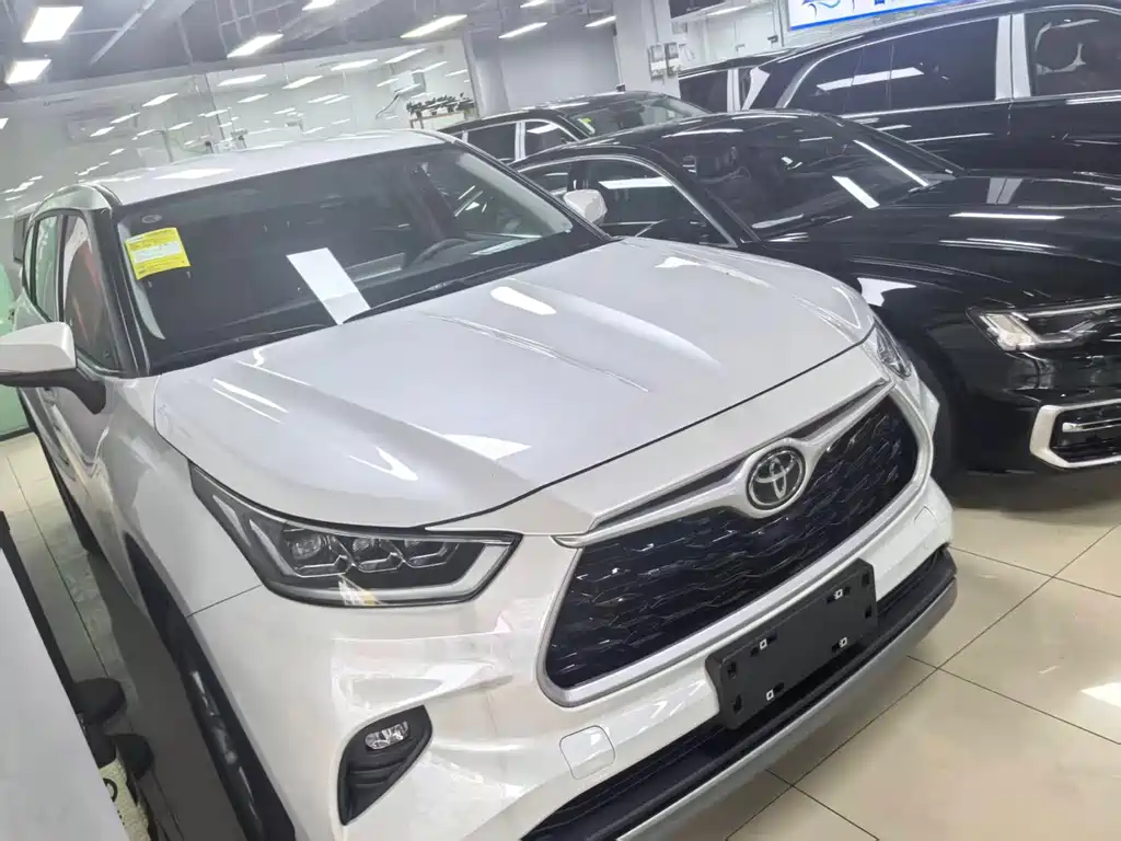 Toyota Highlander 2026 2.5L Elite 7 мест