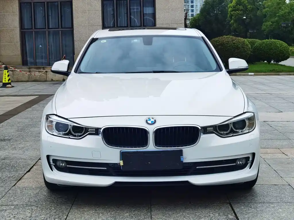 BMW 3 Series — миниатюра 2