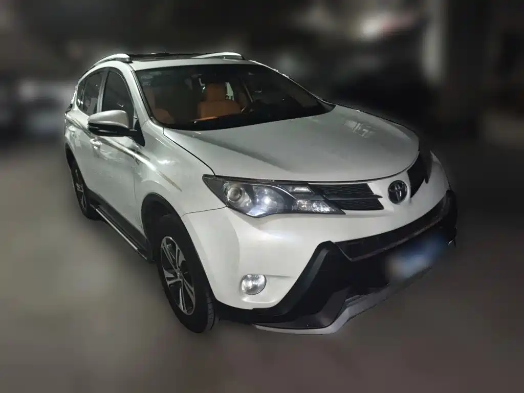 Toyota RAV4 — миниатюра 3