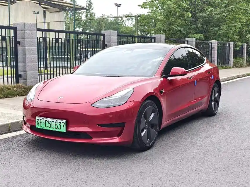 Tesla Model 3 2021