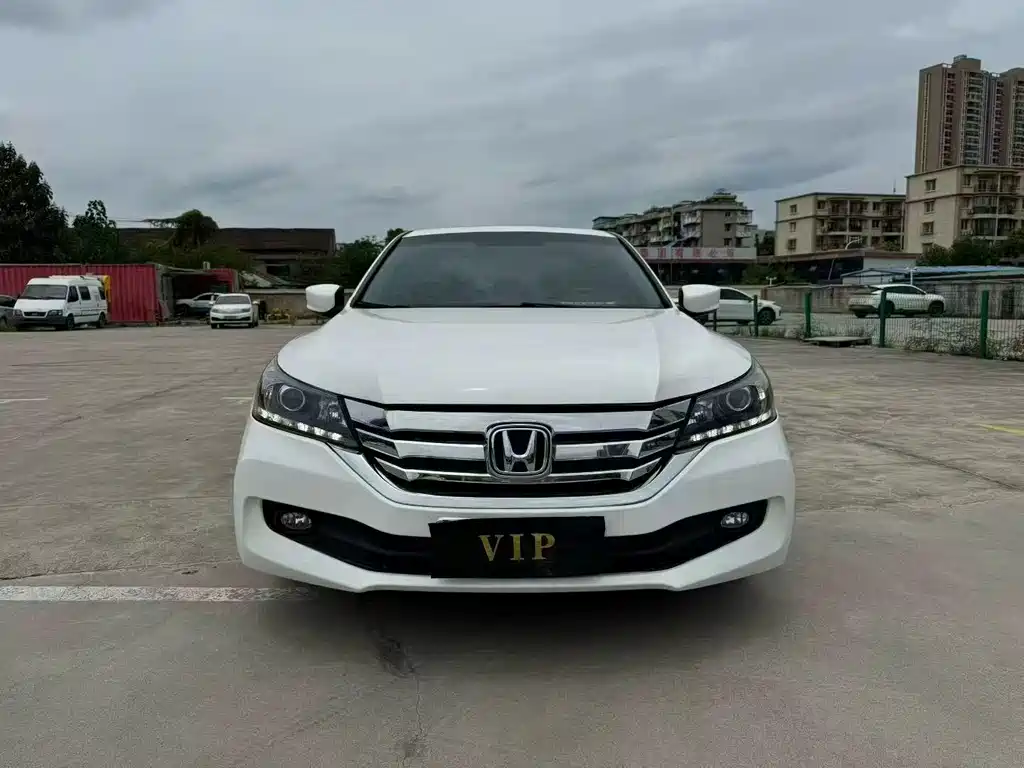 Honda Accord — миниатюра 2