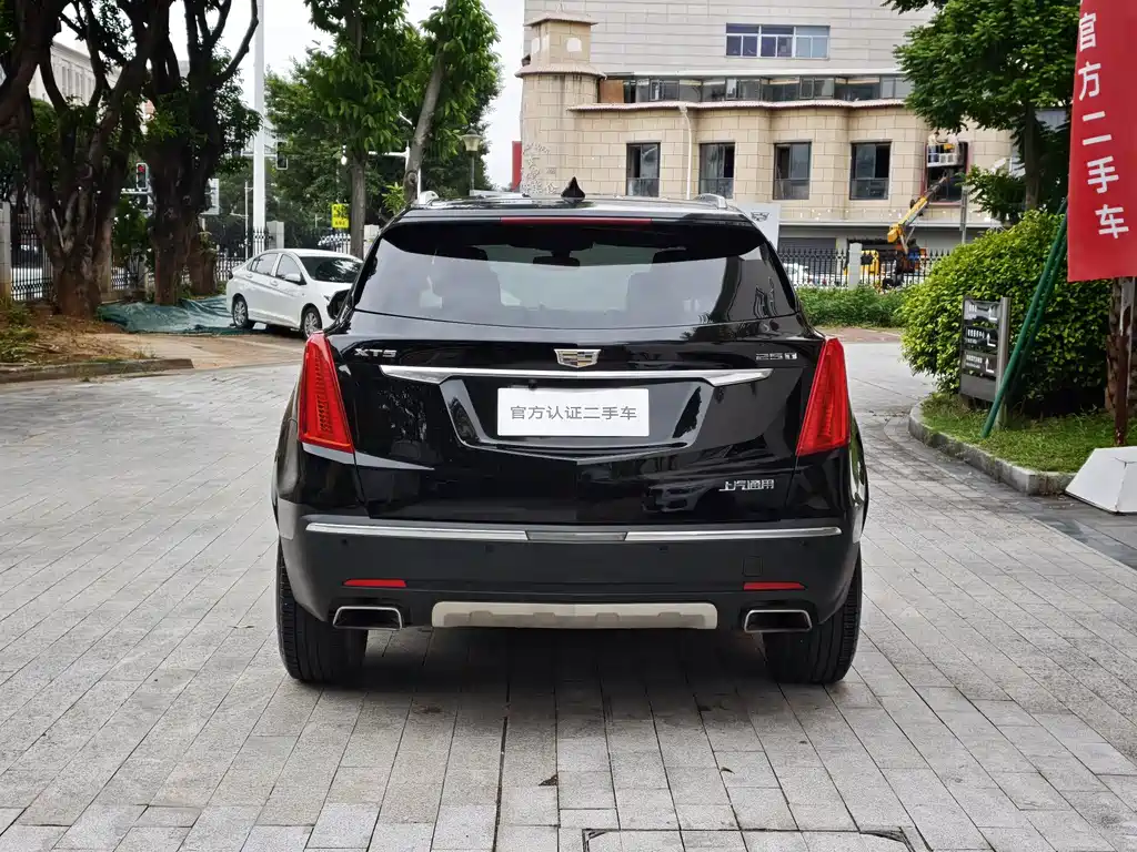 Cadillac XT5 — миниатюра 6