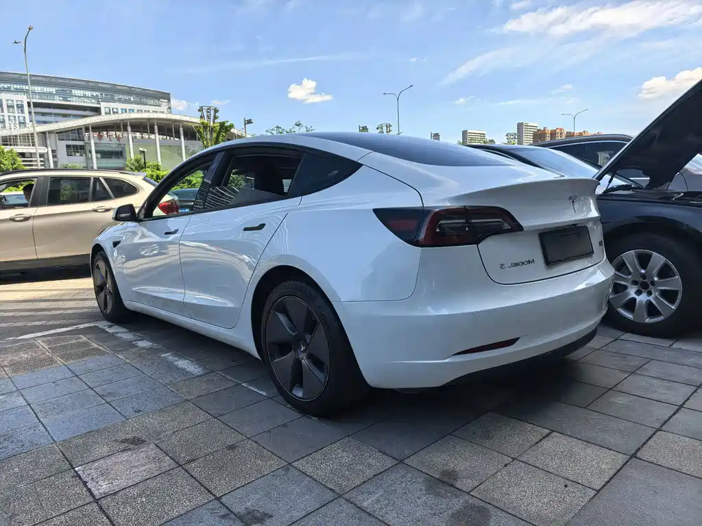 Tesla Model 3 — фотографии объявления, Фото 12
