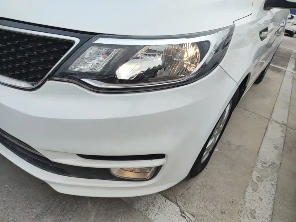 Kia K2 — миниатюра 24