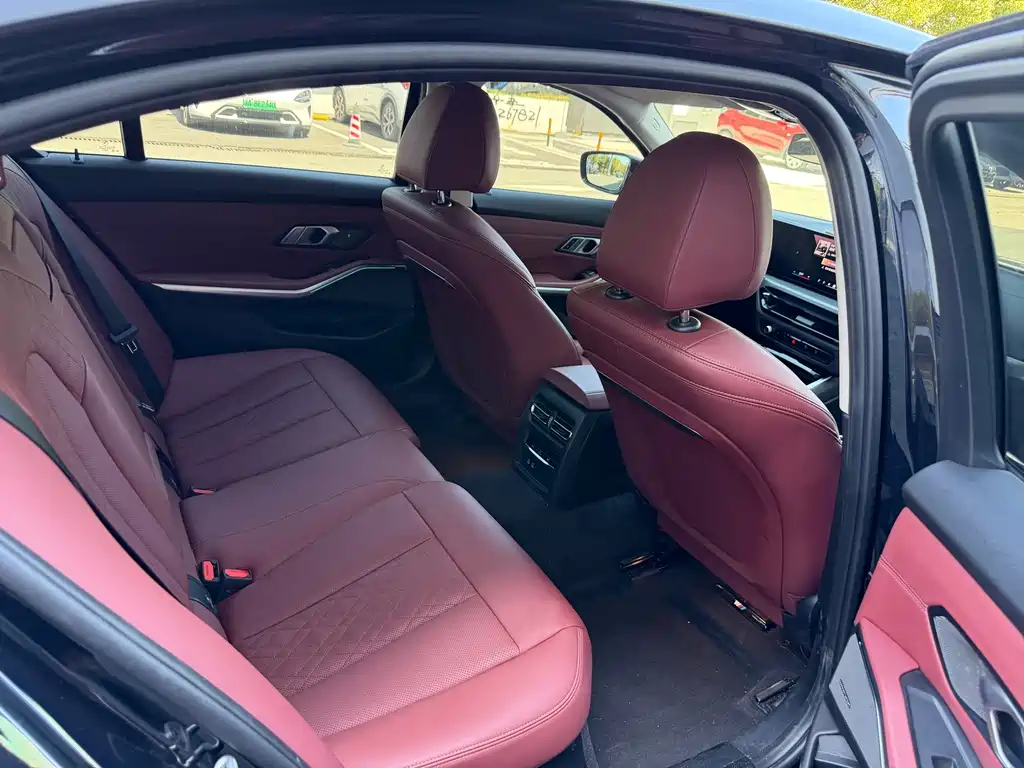 BMW 3 Series 3 2025 330Li M Sport
