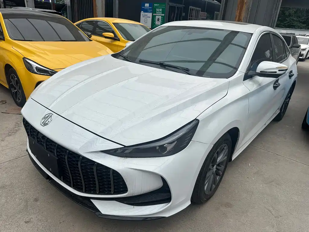 MG 5 2025 180DVVT Luxury