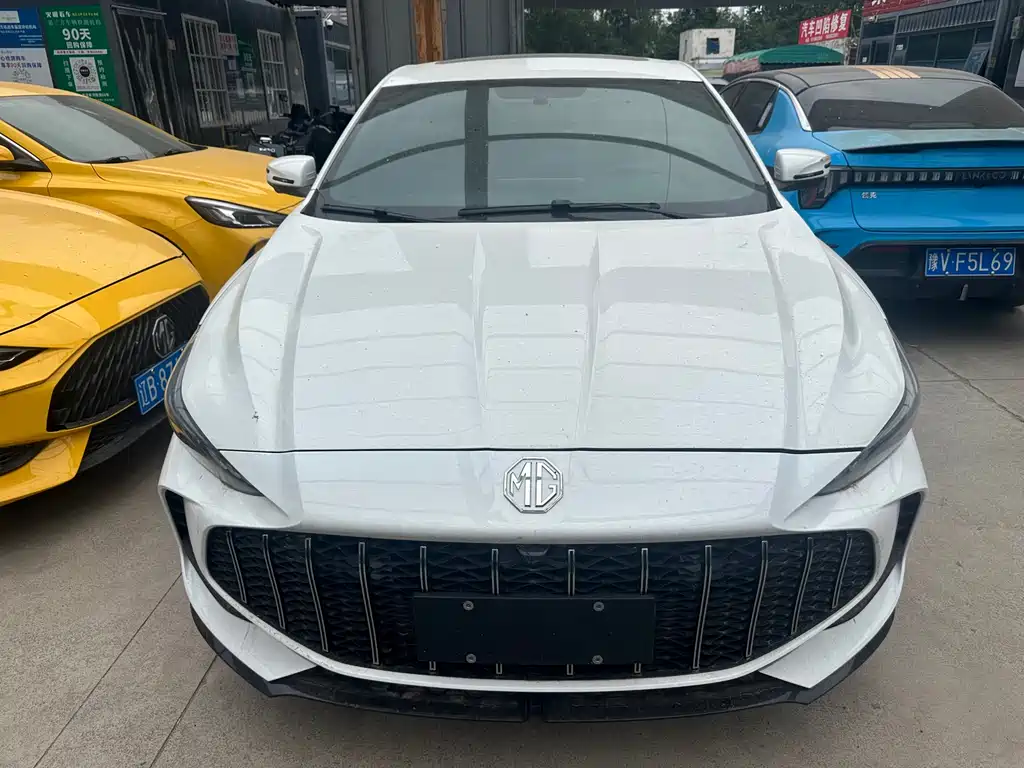 MG 5 2025 180DVVT Luxury