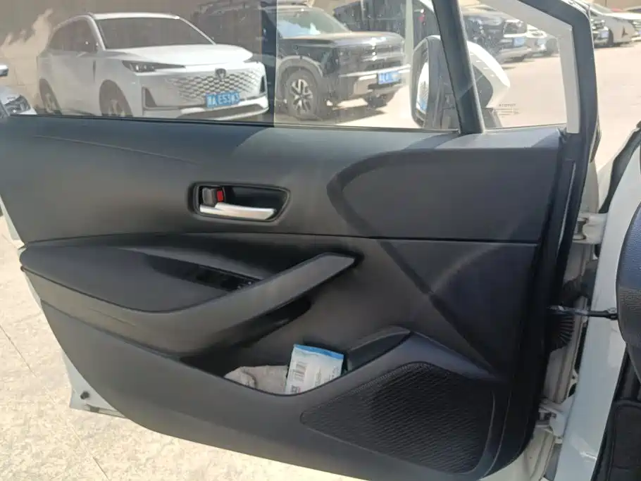 Toyota Corolla — миниатюра 7