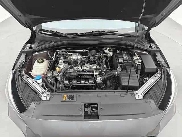 MG 5 2023 180DVVT MT