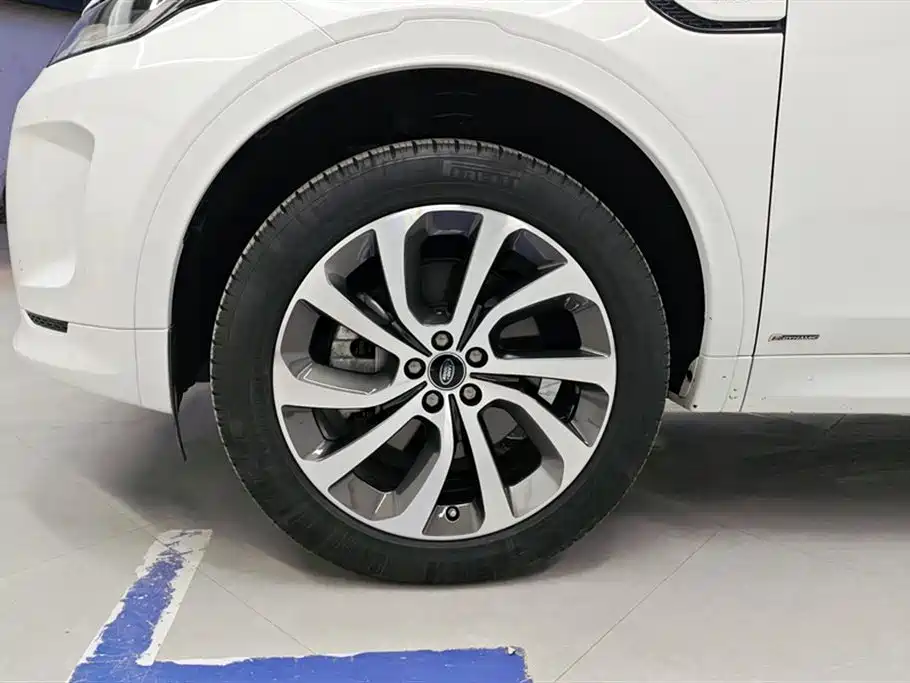 LAND ROVER DISCOVER SPORTS