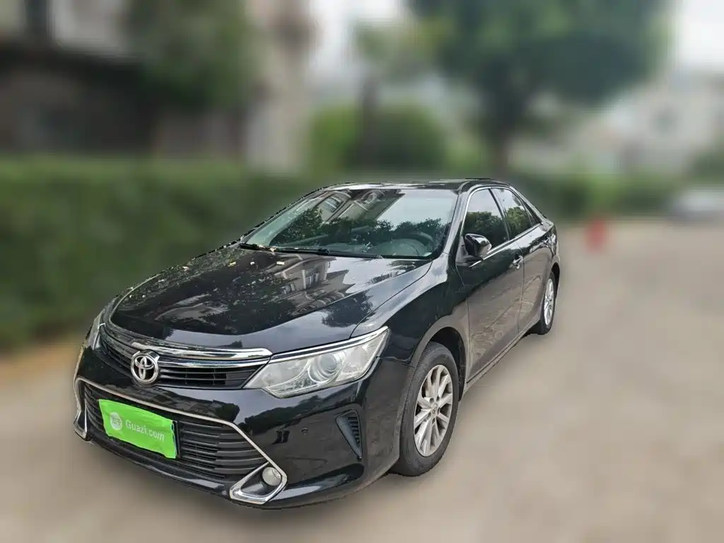 Toyota Camry — миниатюра 2