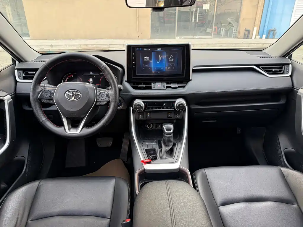 TOYOTA RAV4 RONGFANG