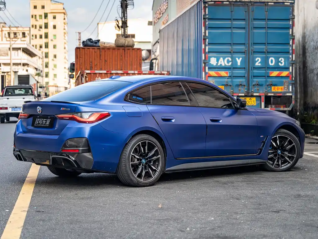 BMW i4 — миниатюра 3