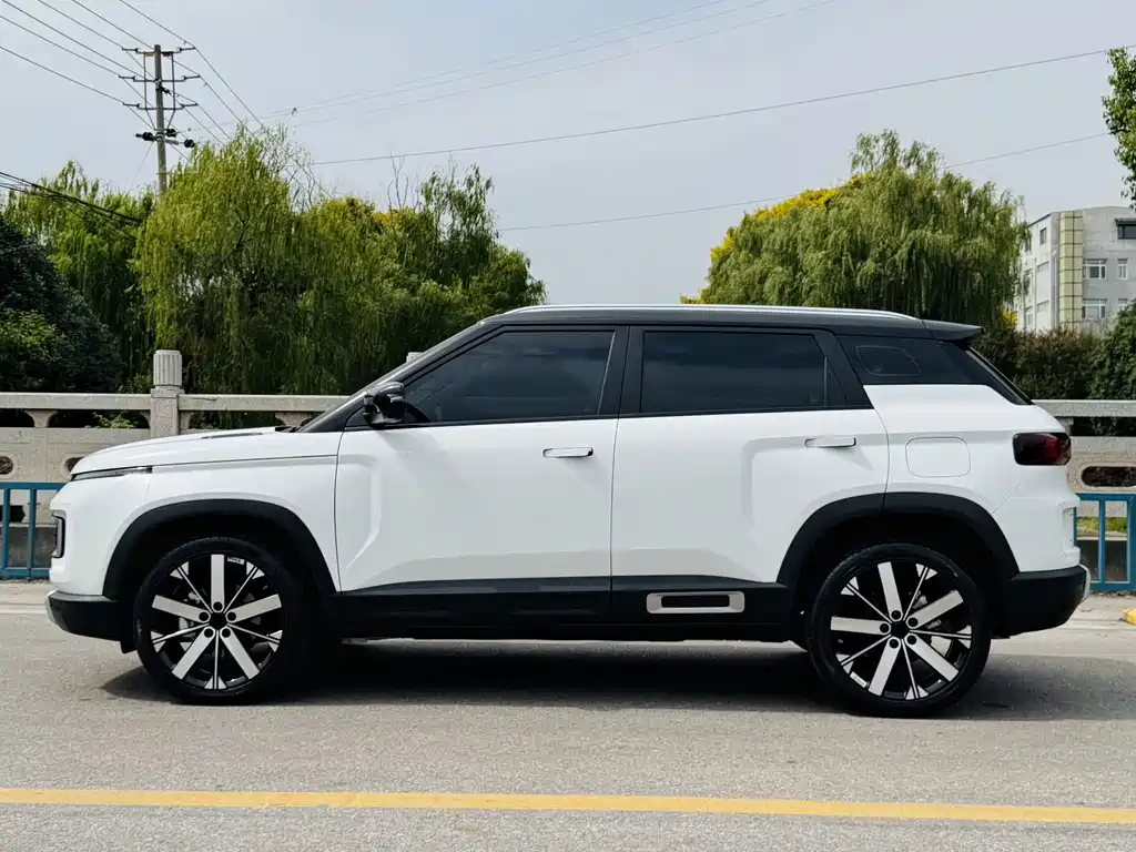 Geely Icon — миниатюра 4