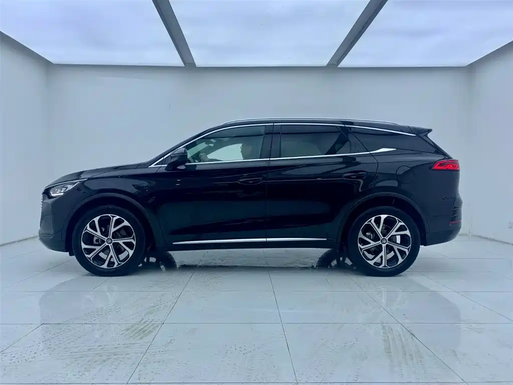 BYD Tang 2025 Smart Drive DM-i 115KM Flagship
