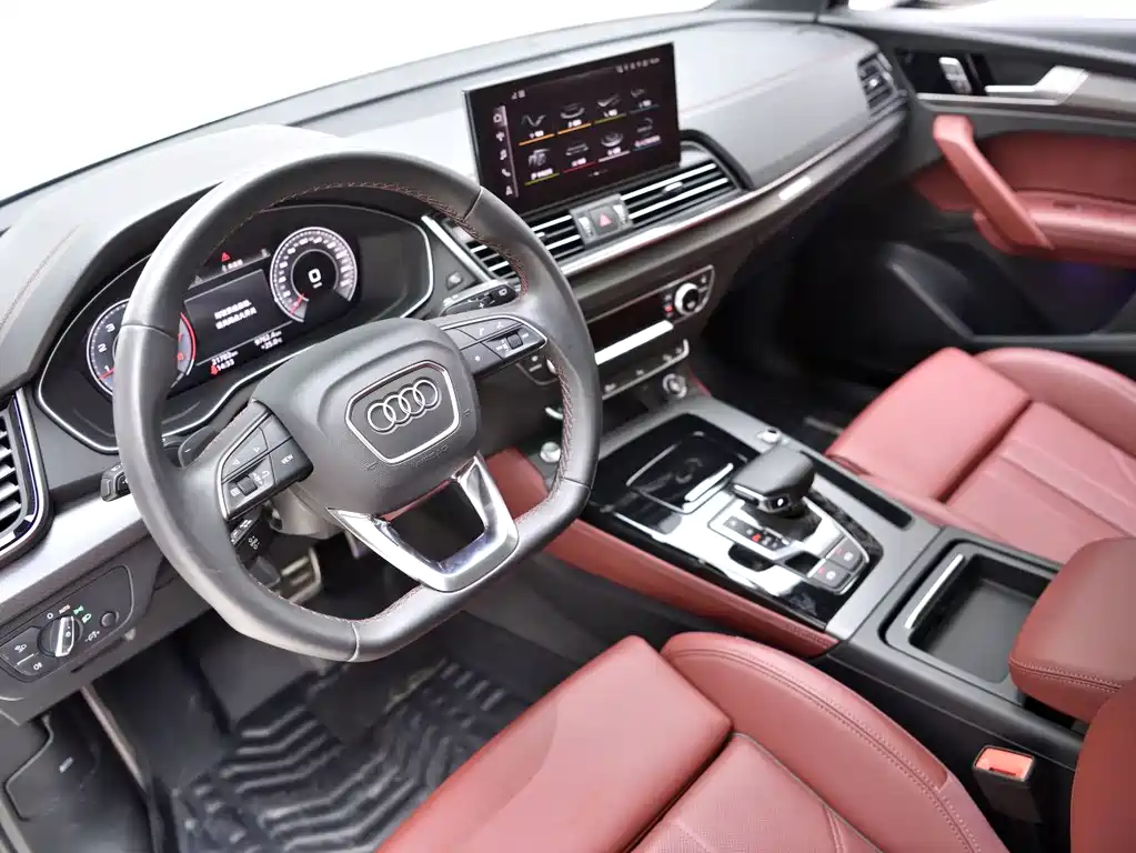 Audi Q5L 2025 45 40 TFSI Luxury