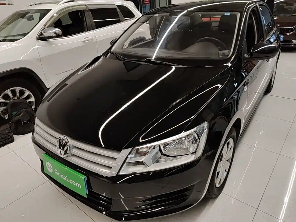 Volkswagen Santana — миниатюра 2