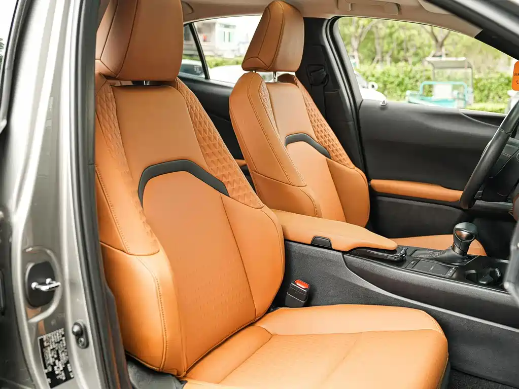 Lexus UX — миниатюра 12