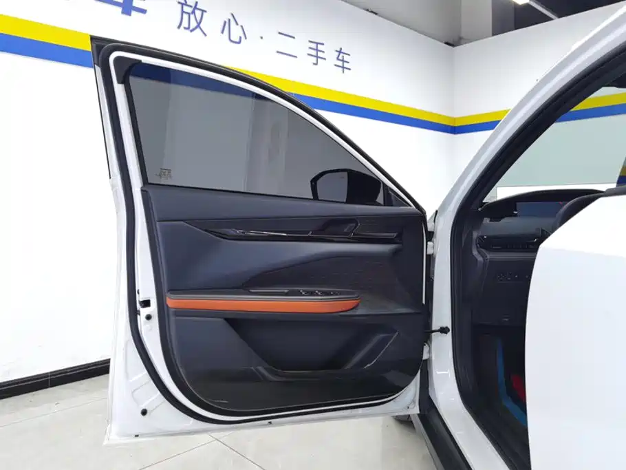Changan UNI-V iDD — миниатюра 7