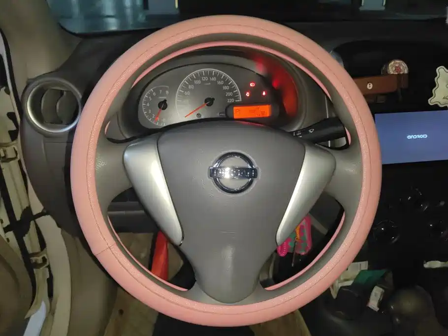 Nissan Sunny — миниатюра 15