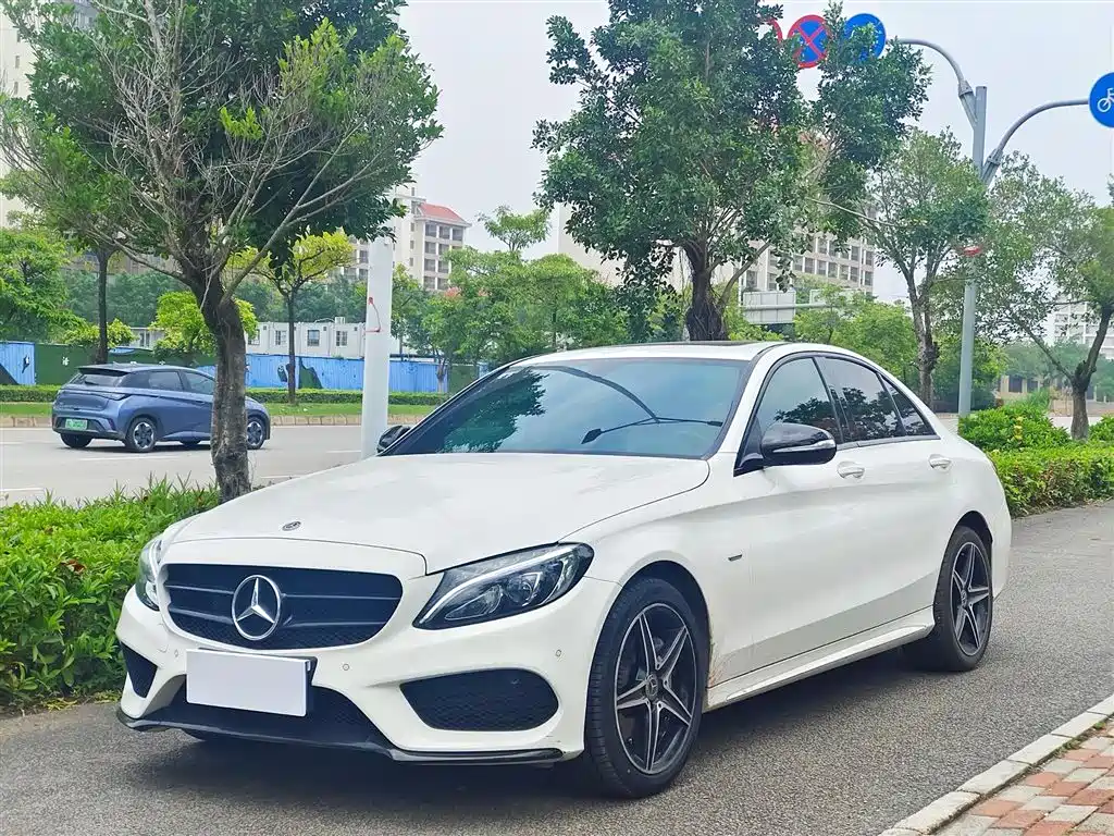 Mercedes-Benz C-Class 2018
