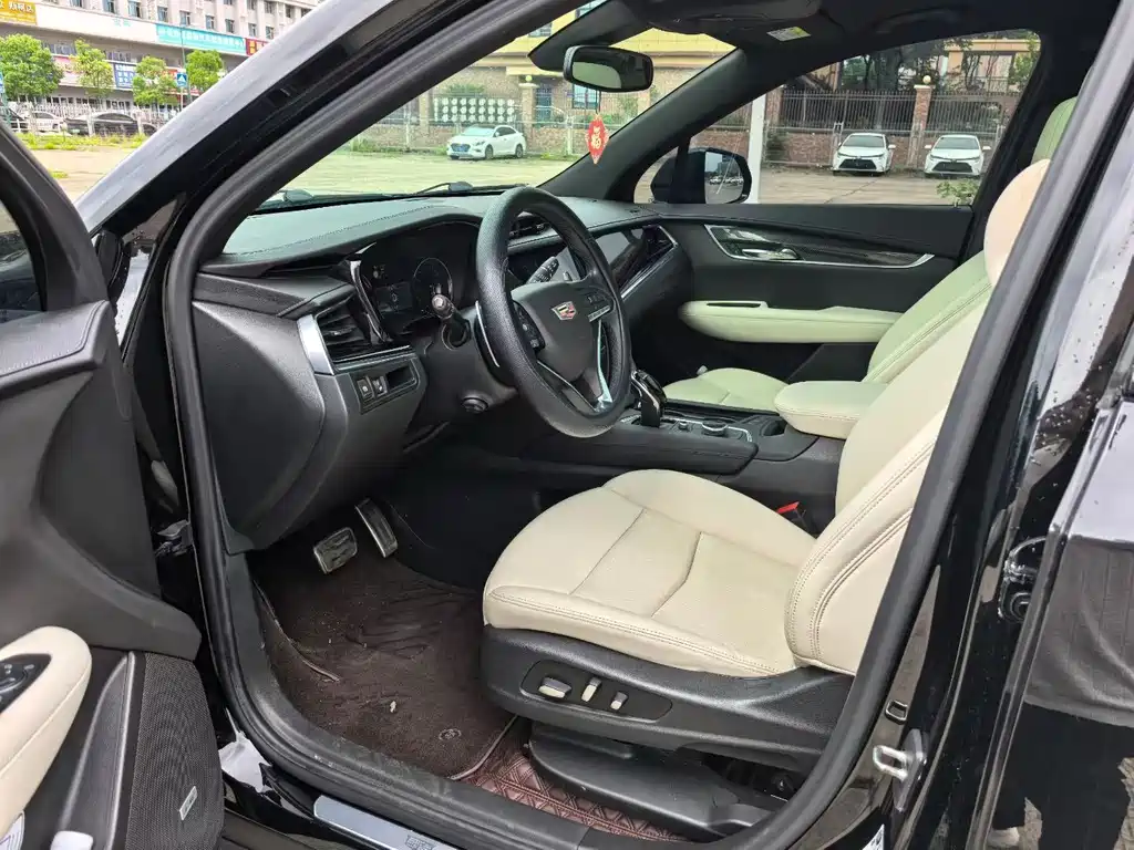 Cadillac XT6 — миниатюра 4