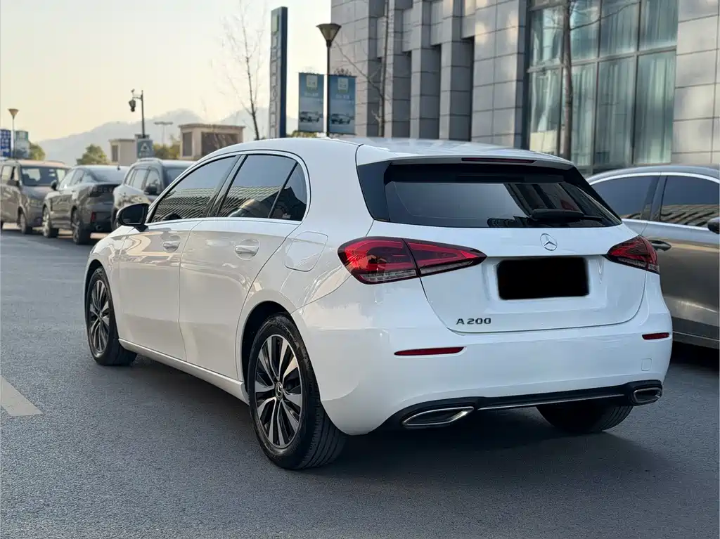 MERCEDES-BENZ A CLASS