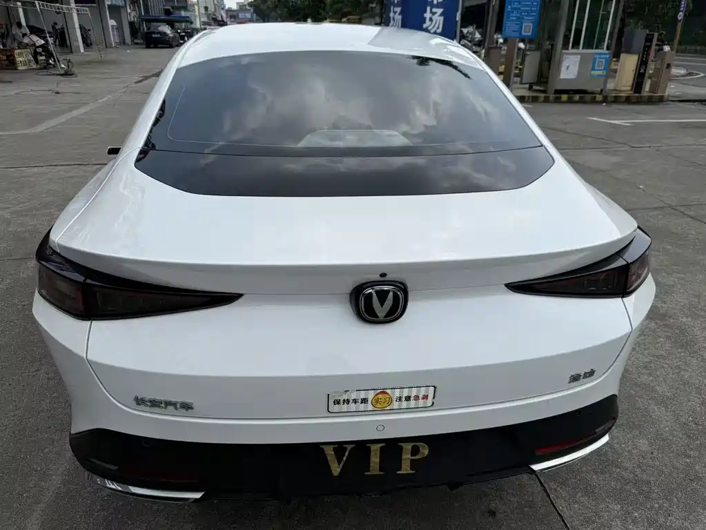 Changan Eado — миниатюра 14