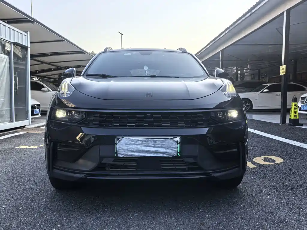 Lynk & Co 01 EM-P — миниатюра 2