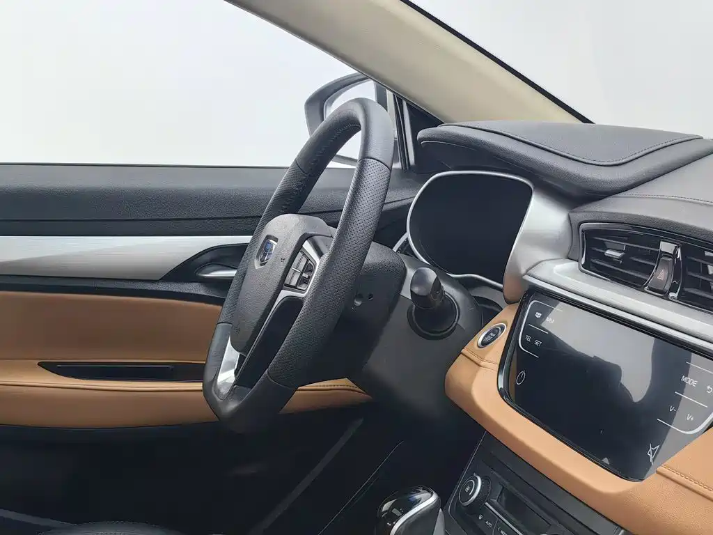 Geely Vision S1 — миниатюра 22