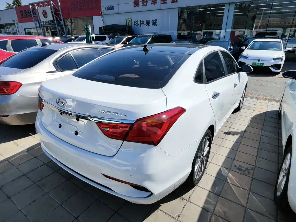 Hyundai Mistra — миниатюра 16
