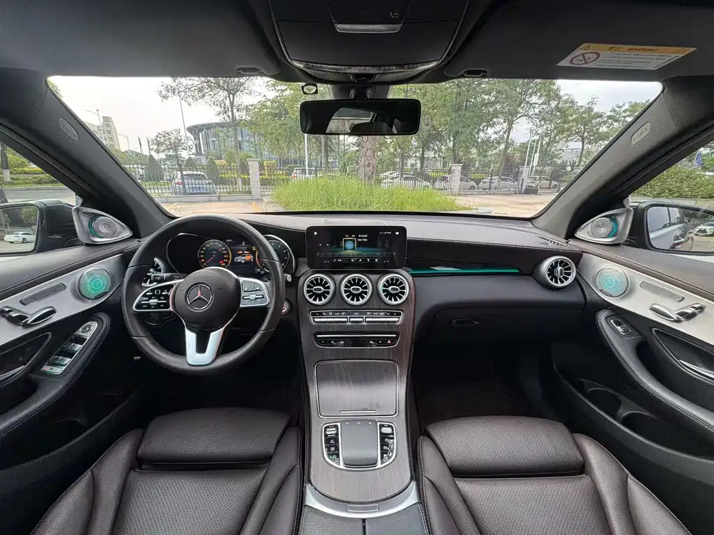 Mercedes-Benz GLC 2021 GLC 260 L 4MATIC