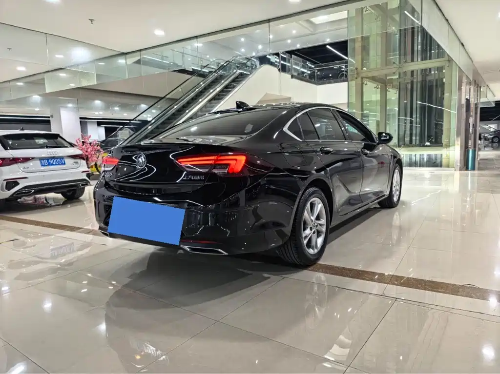 Buick Regal — миниатюра 4