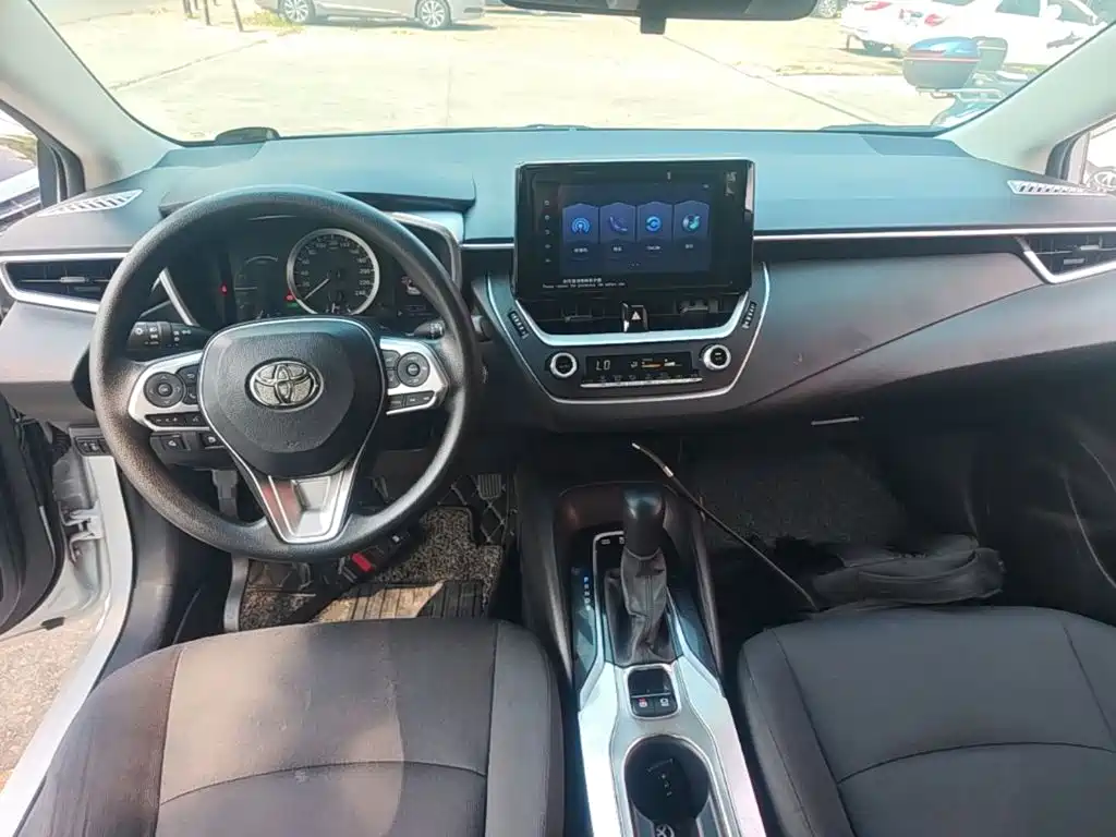Toyota Corolla — миниатюра 10