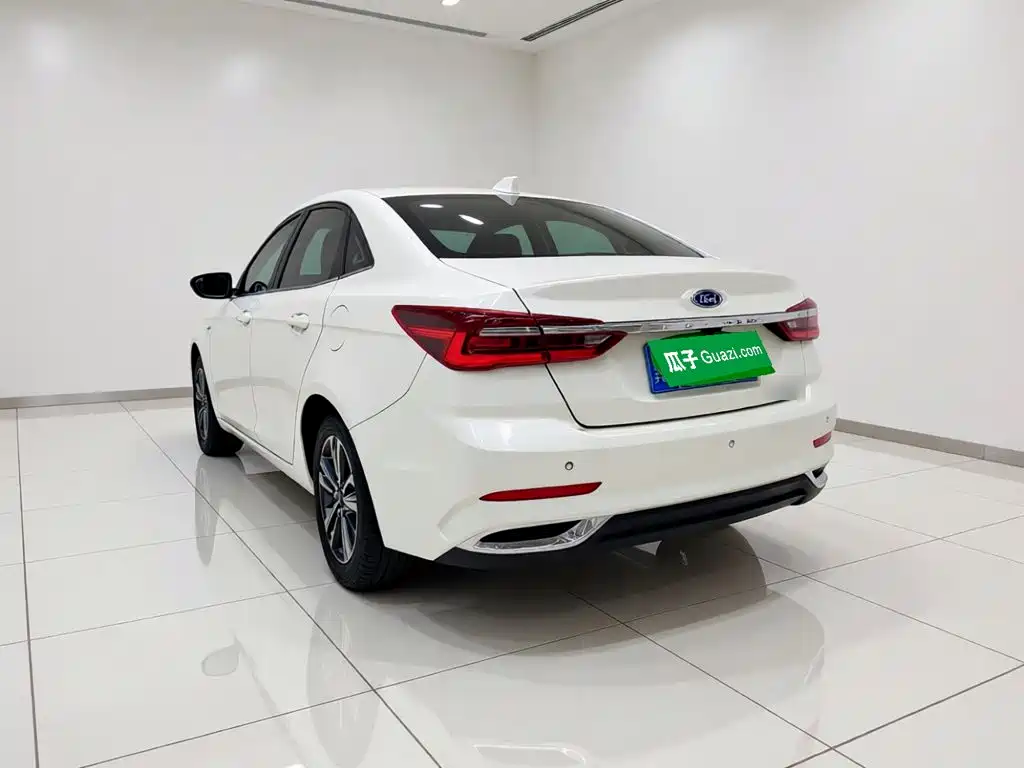 Ford Escort — миниатюра 4