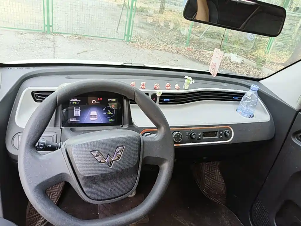 Wuling MINIEV — миниатюра 10