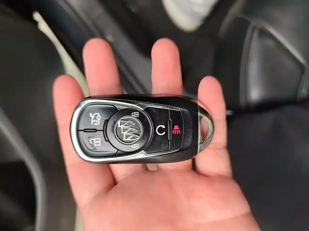Buick LaCrosse — миниатюра 11