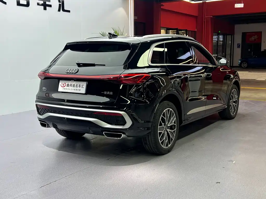 Audi Q5L — миниатюра 14