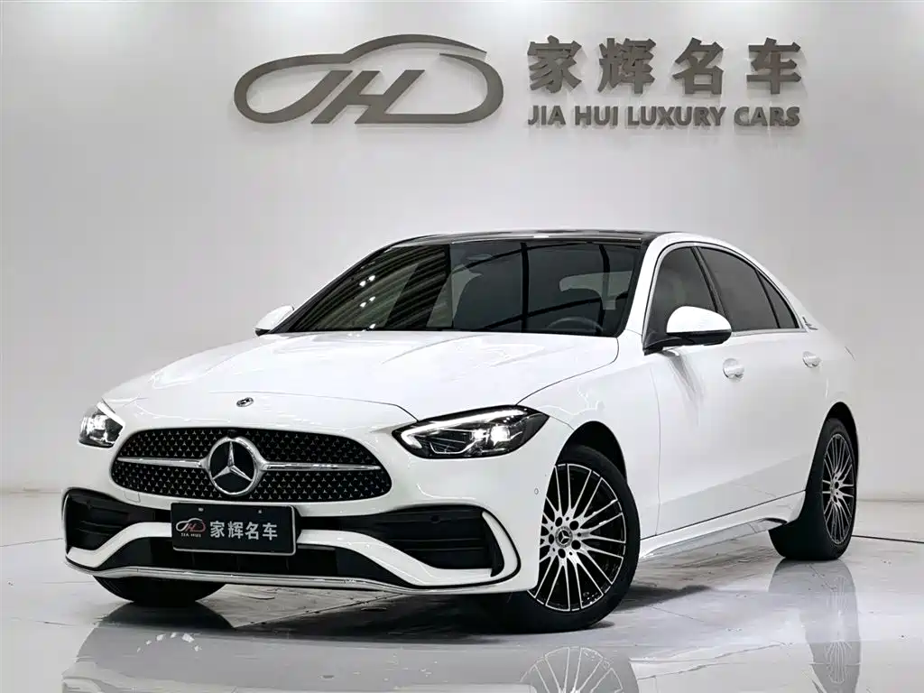 Mercedes-Benz C-Class 2024