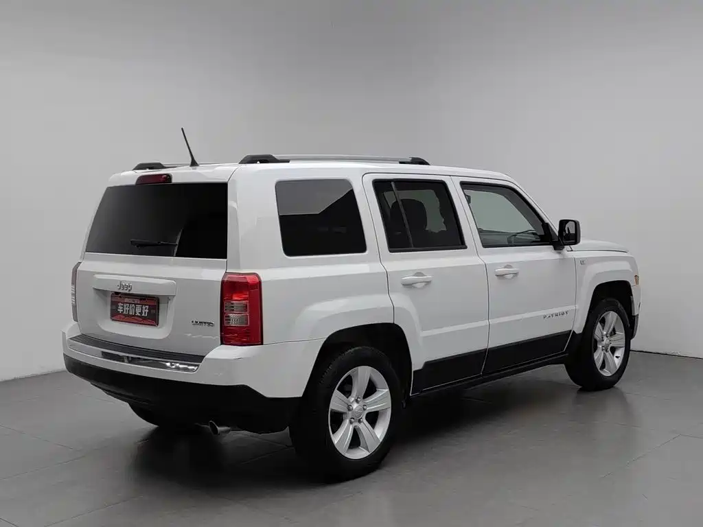 Jeep Patriot — миниатюра 2