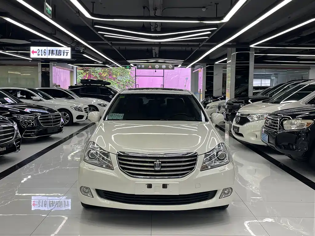 Toyota Crown 2010 3.0L Royal