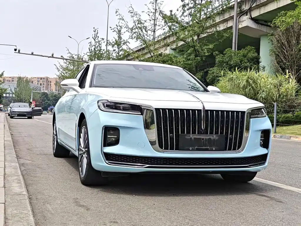 Hongqi H9 2022 2.0T