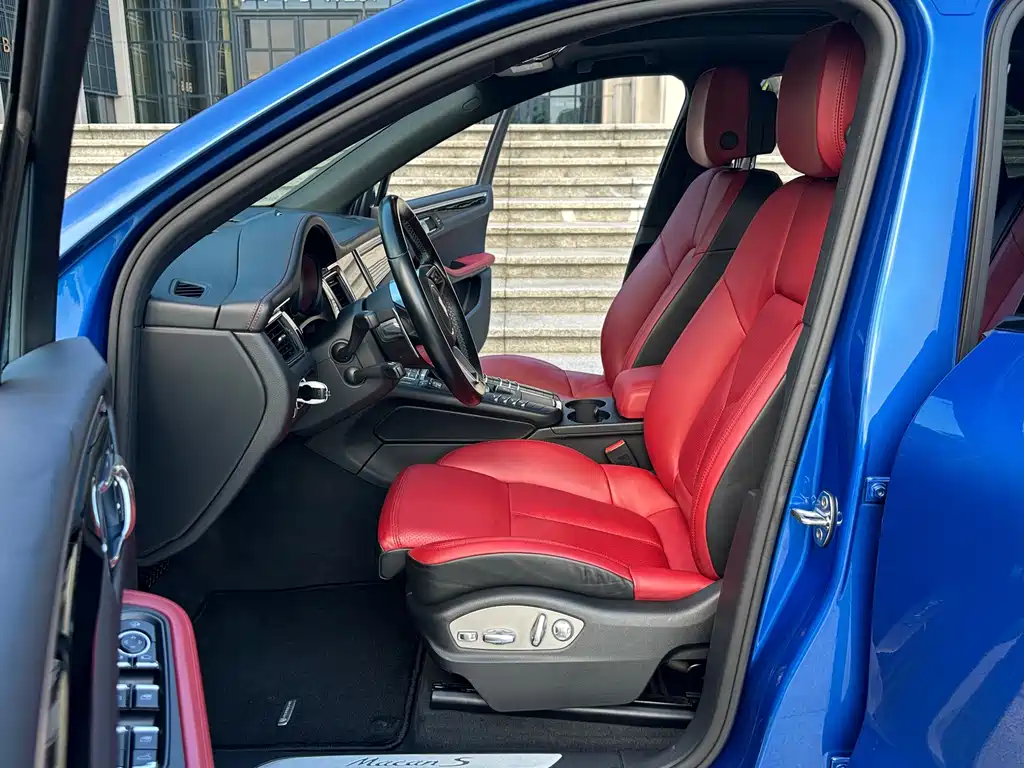 Porsche Macan — миниатюра 5