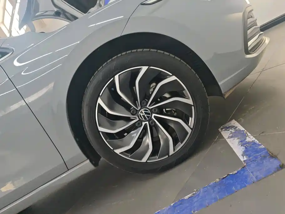 Volkswagen Golf — миниатюра 6