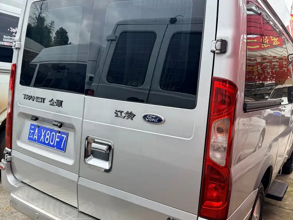 Ford Transit Custom — миниатюра 3