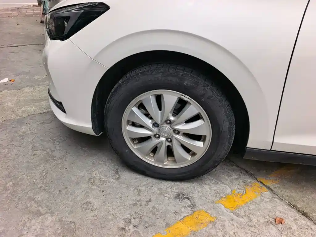 Changan Eado New Energy — миниатюра 23