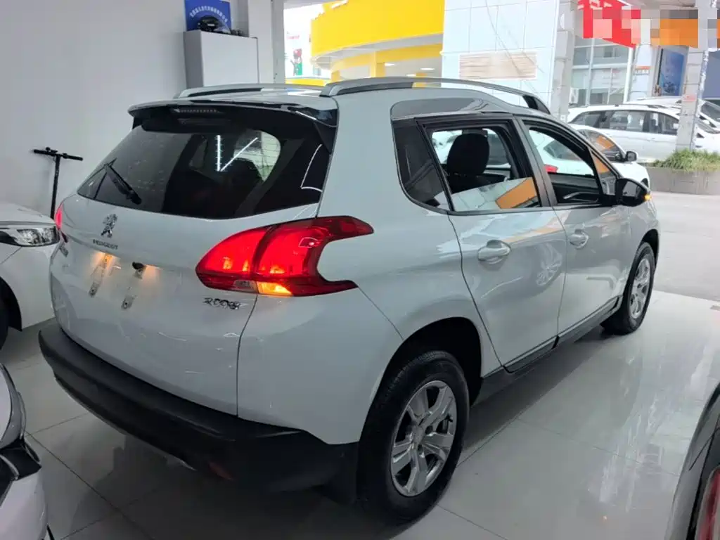 Peugeot 2008 — миниатюра 7