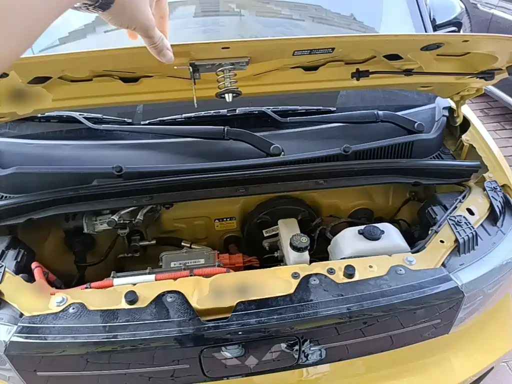 Wuling MINIEV — миниатюра 20