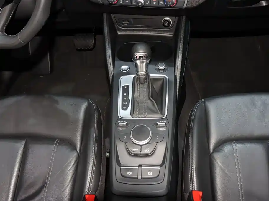Audi Q2L — миниатюра 15