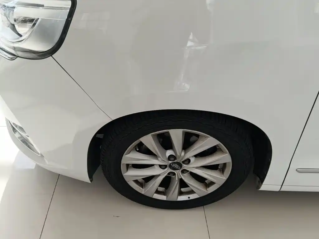 JAC Refine Refine L6 MAX — миниатюра 23